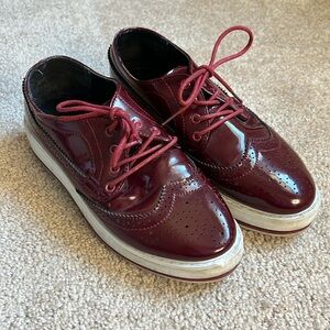 Meto Burgundy Glossy Platform Lace-Up Oxford Shoes  Size 37
